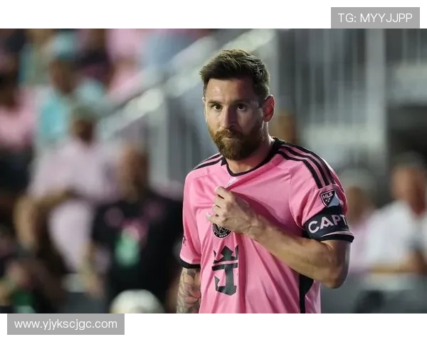 梅西再创辉煌足球传奇进球瞬间引发全球球迷热潮