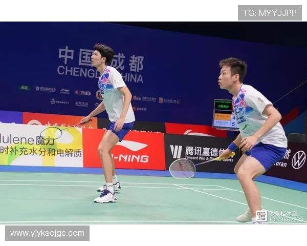 重庆羽毛球队总决赛技术分析与表现评估全面解读 重庆羽毛球队总决赛技术分析与表现评估全面解读