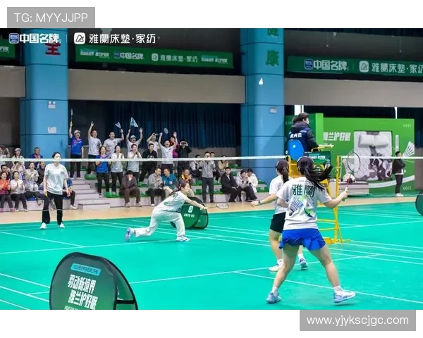 成都羽毛球队挑战赛背后的成长历程与奋斗精神分享